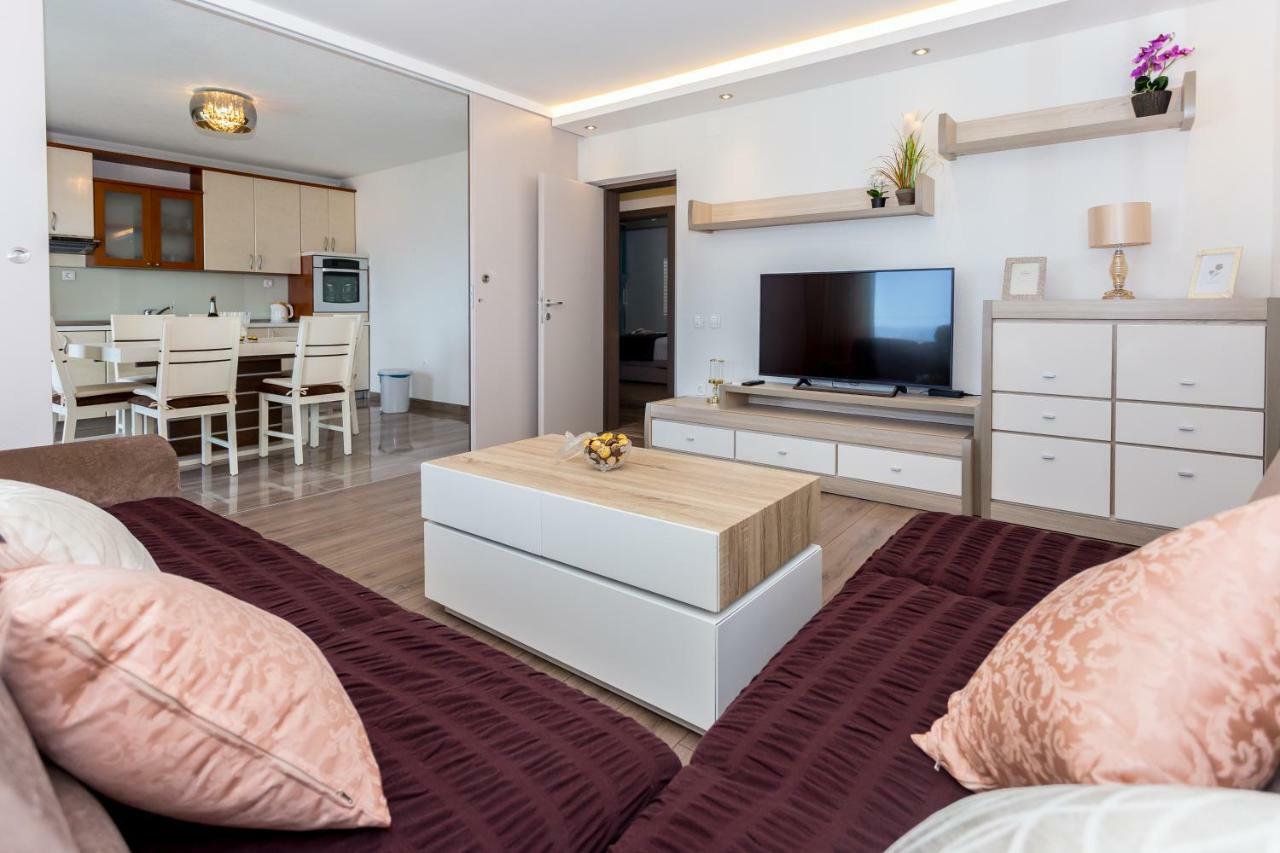 Apartments Iva Brstilo Omiš Exteriér fotografie