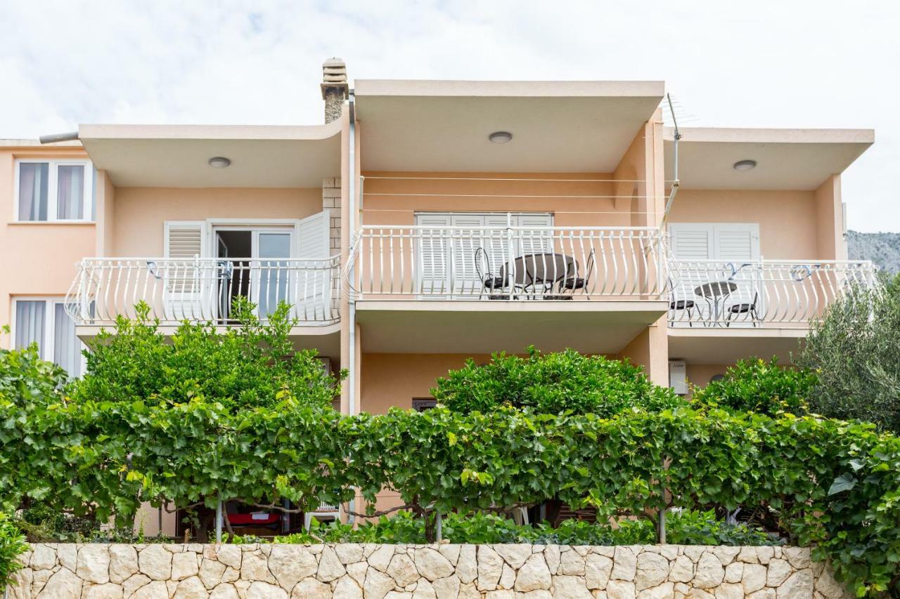 Apartments Iva Brstilo Omiš Exteriér fotografie