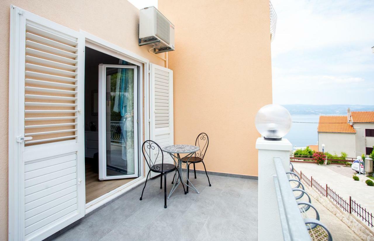 Apartments Iva Brstilo Omiš Exteriér fotografie