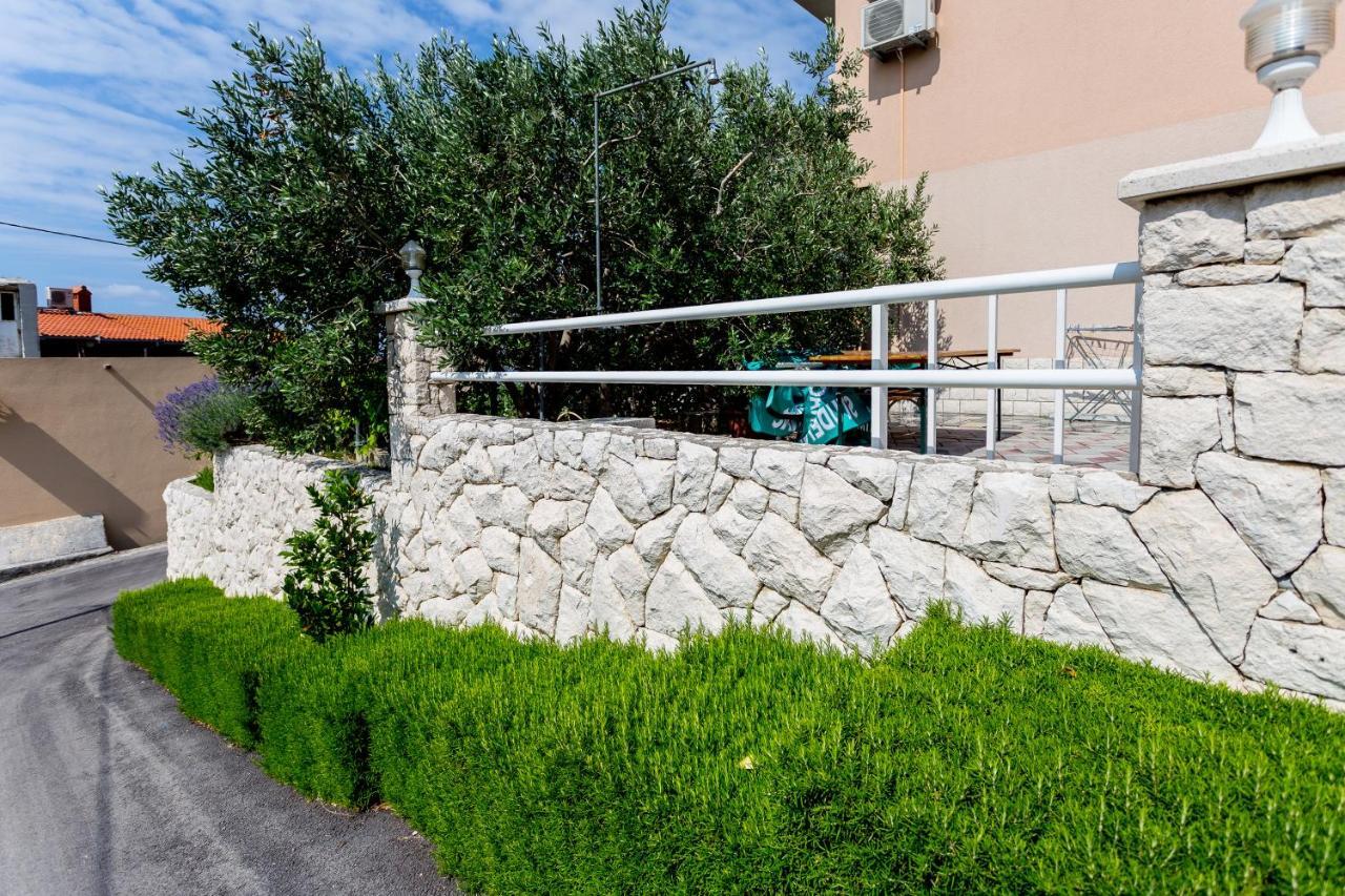 Apartments Iva Brstilo Omiš Exteriér fotografie