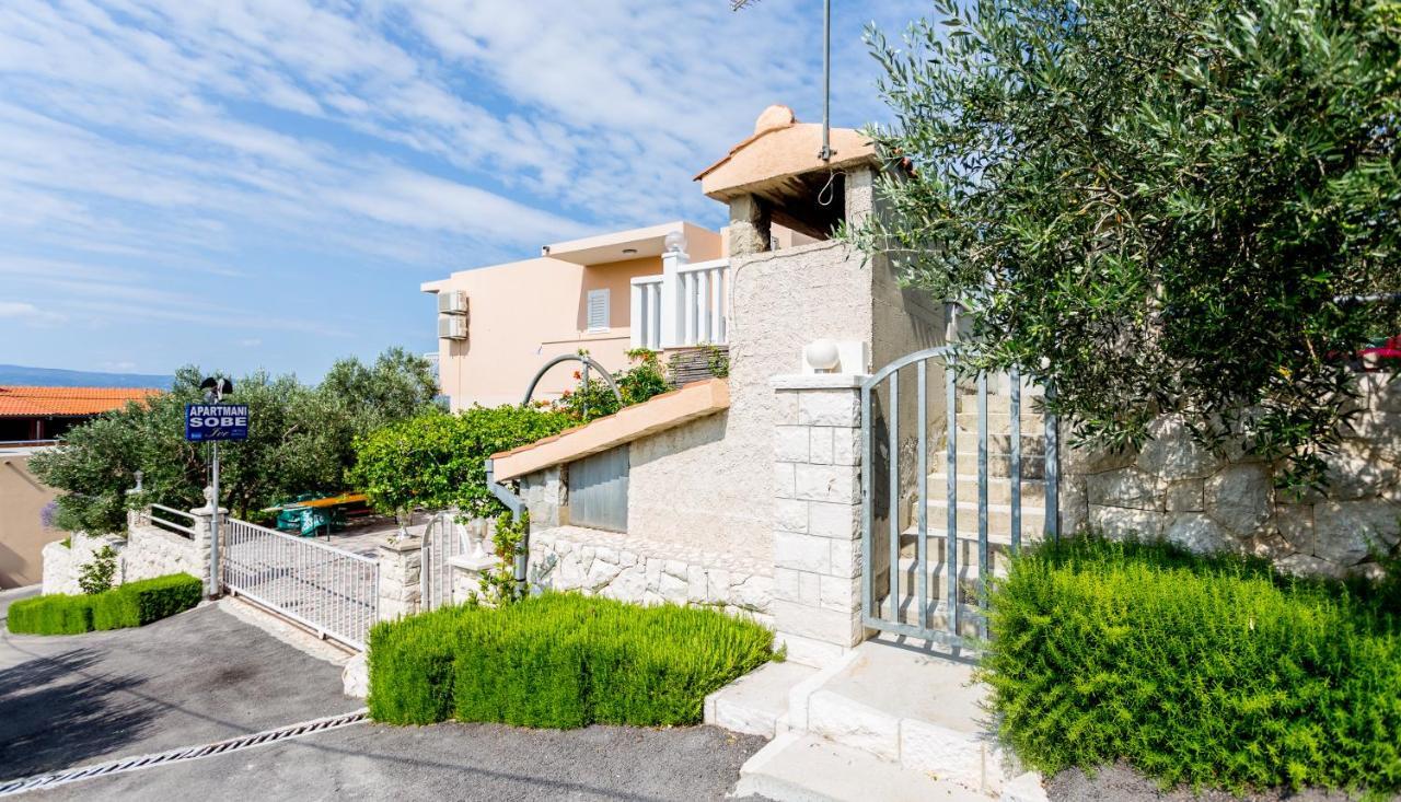 Apartments Iva Brstilo Omiš Exteriér fotografie