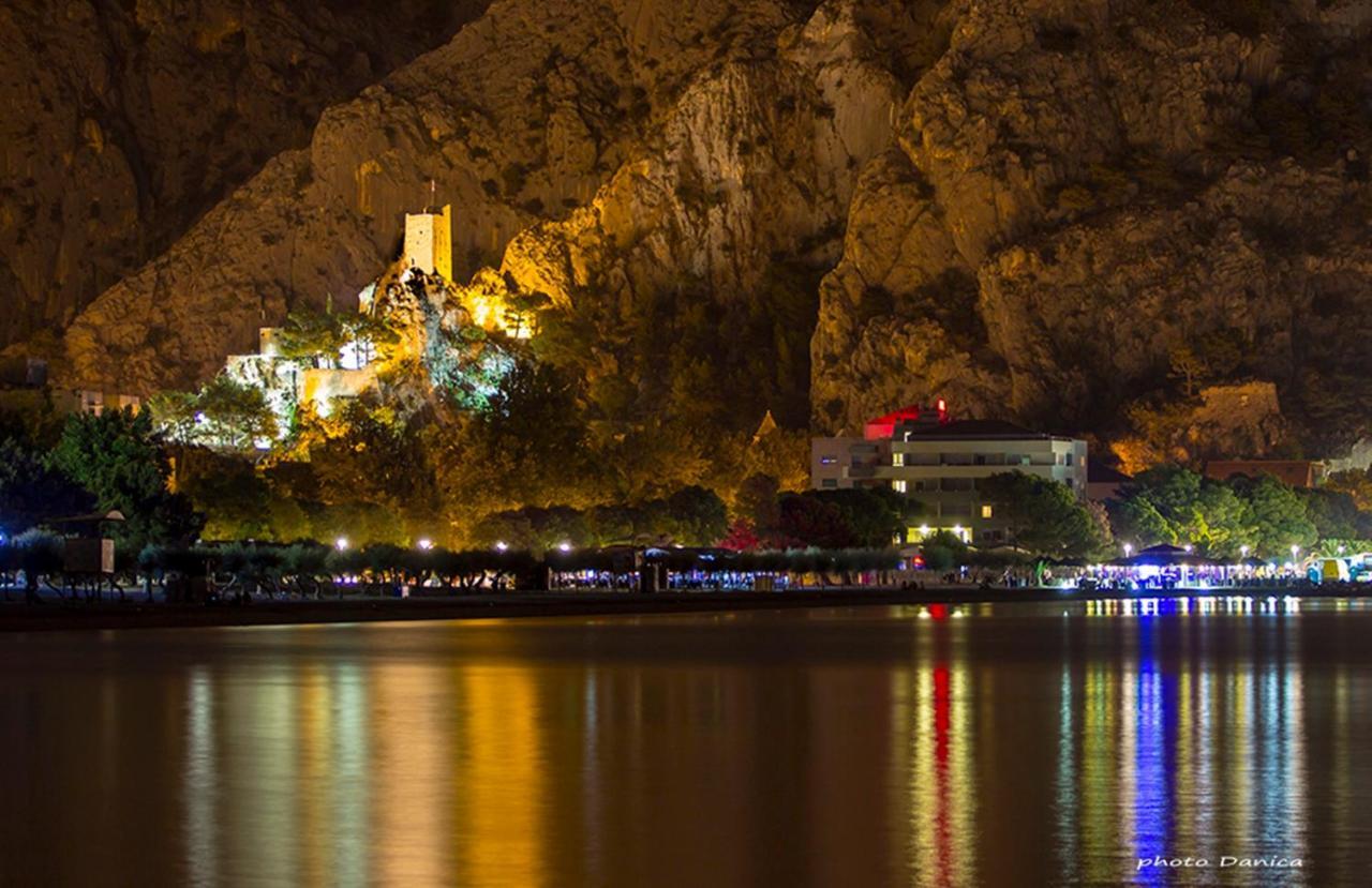 Apartments Iva Brstilo Omiš Exteriér fotografie